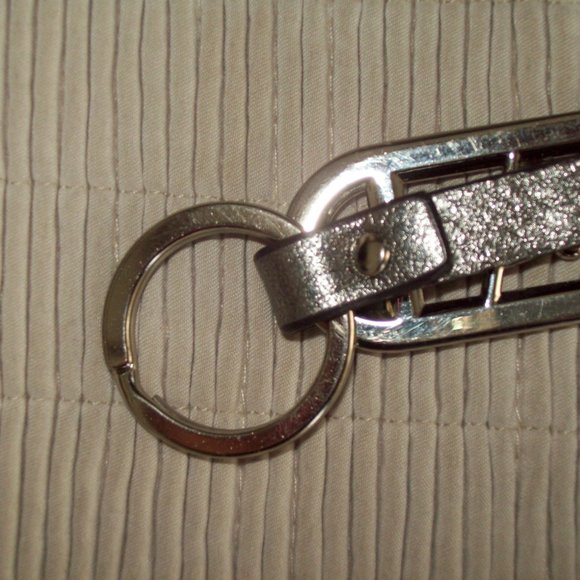 B. MAKOWSKY NICKEL CUTOUT ON SILVER LEATHER LOOP STRAP KEY FOB CHARM KEYCHAIN - Picture 4 of 5